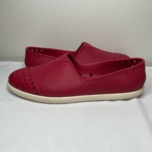 Native Verona Jester Red Mens 9 Womens 11 Shoes